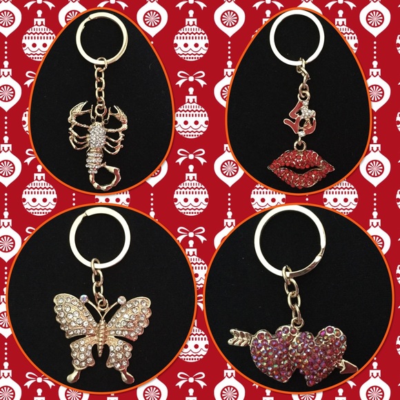 Accessories - Price for 2pcs Beautiful rhinestone keychain